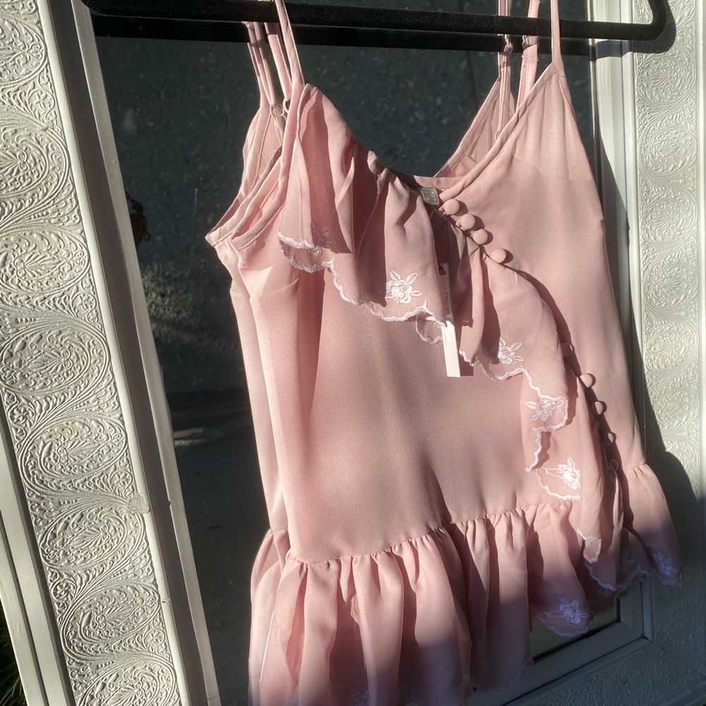 Ruffle Embroidered Tank Top - Picture 2 of 10